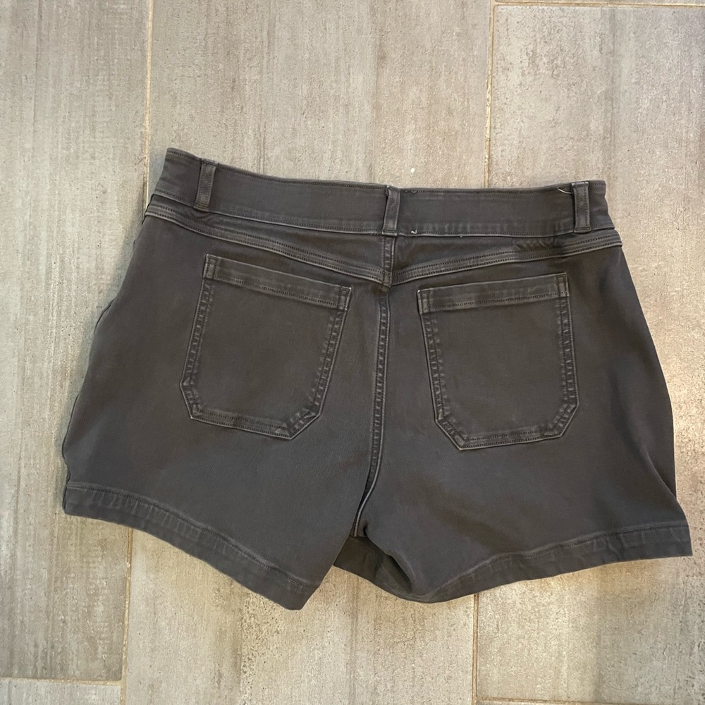 SPANX Black Stretch Twill Pull-On Jean Shorts - Picture 5 of 6